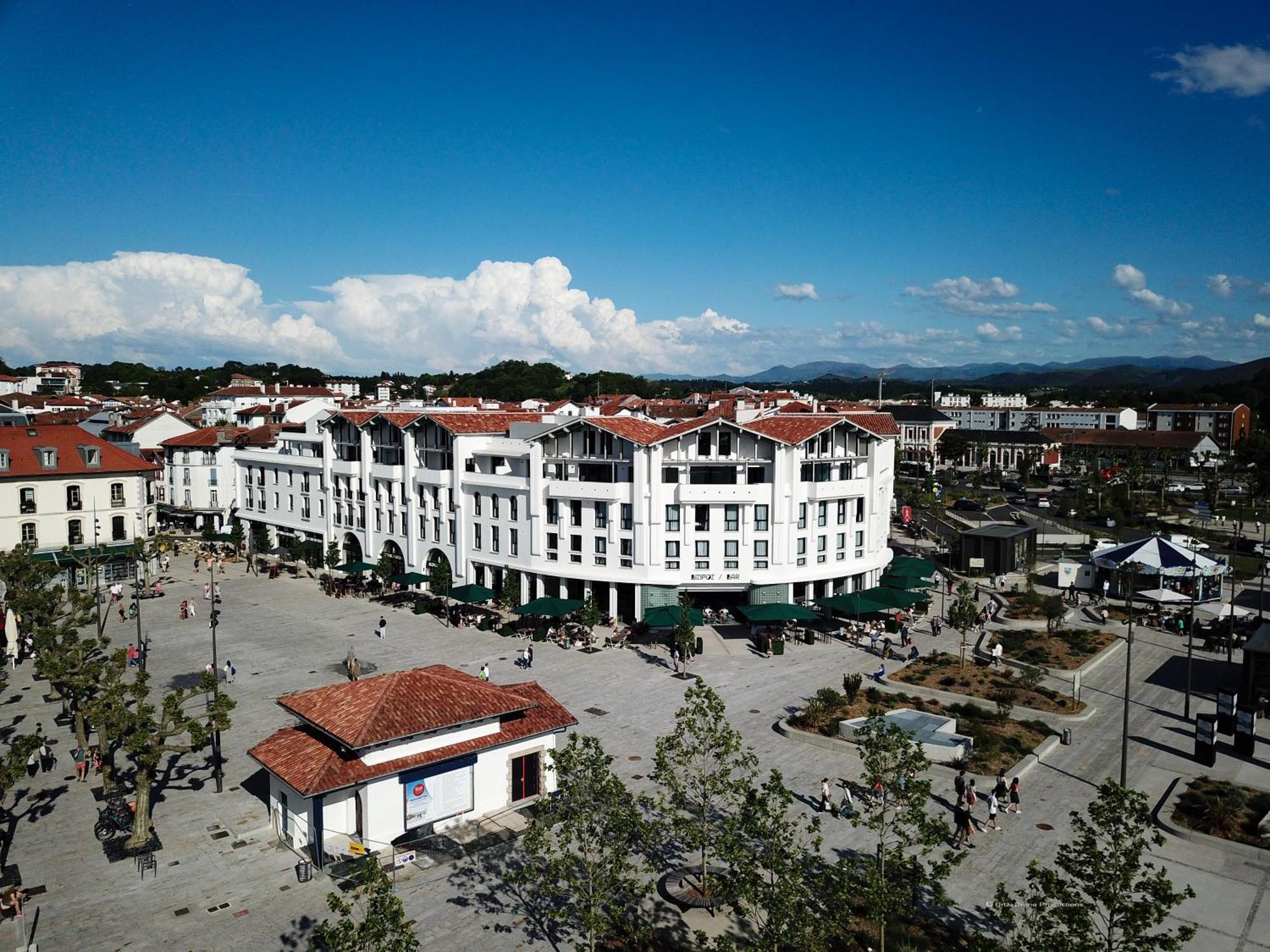 Bizipoz Hotel Saint-Jean-de-Luz Exterior photo