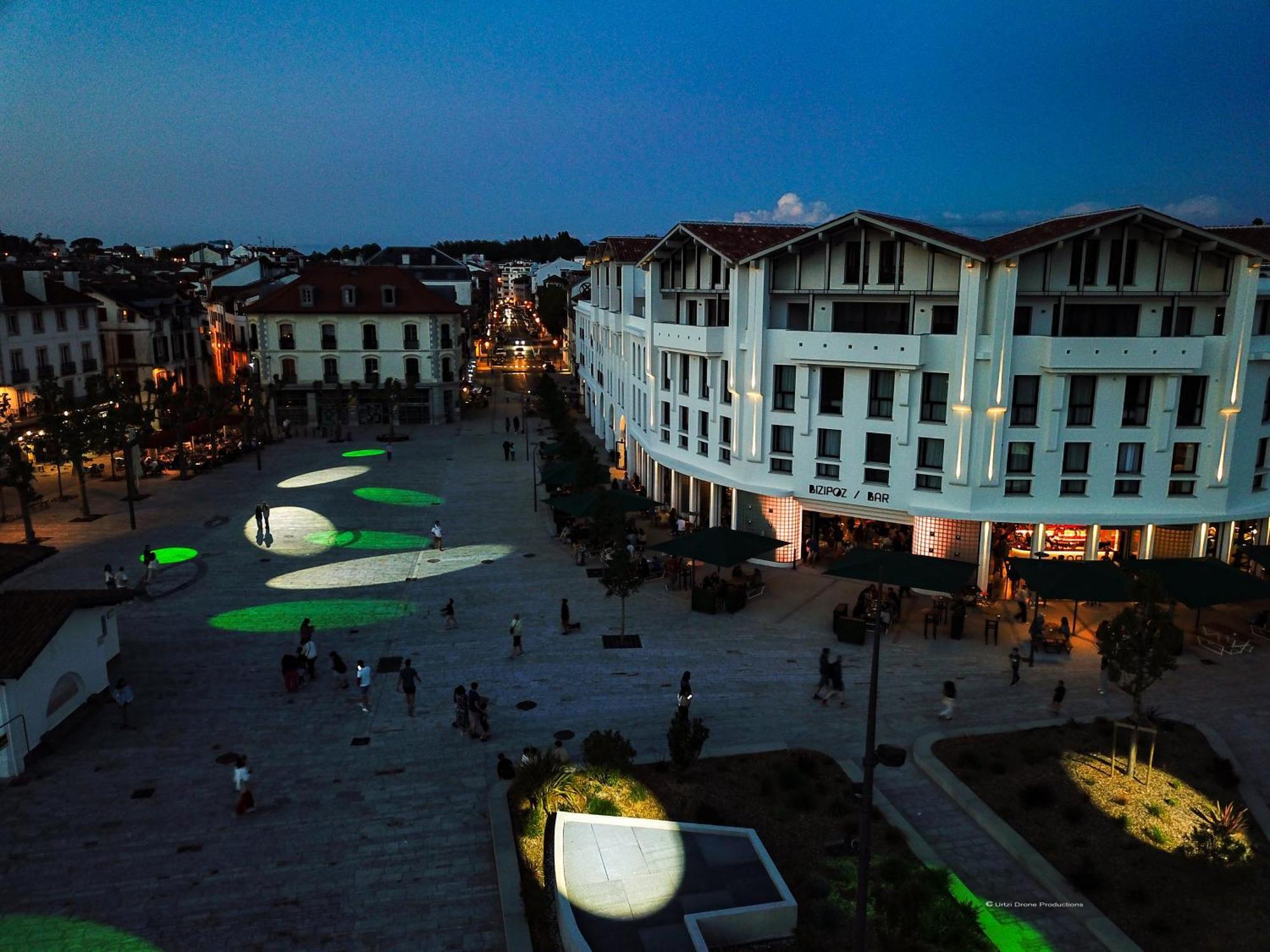 Bizipoz Hotel Saint-Jean-de-Luz Exterior photo
